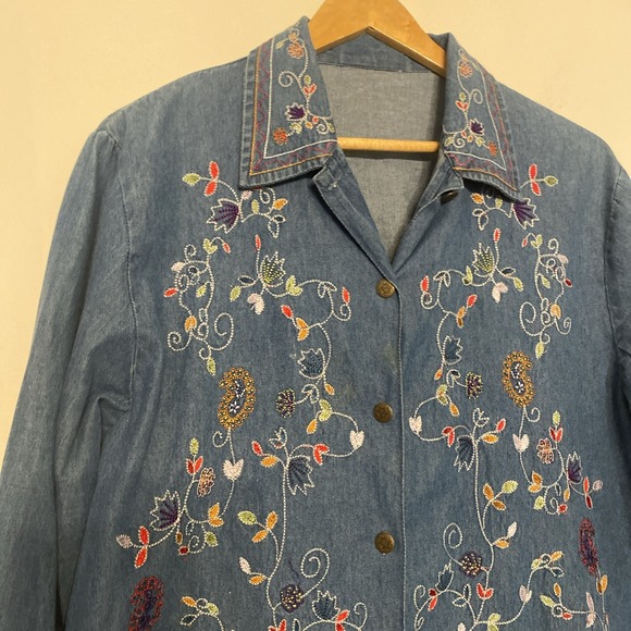 Women's Embroidered Denim Cortagecore Long Sleeve Shirt Floral Boho Y2K Chambray - Picture 2 of 13